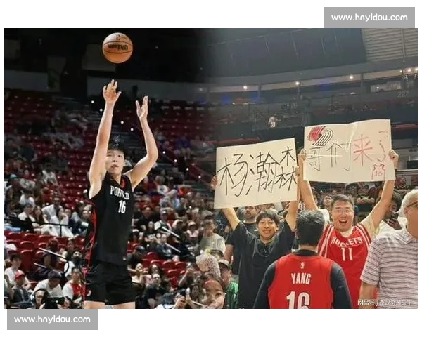 一身白配粉书包!杨瀚森登机赴客场 一身白配粉书包!杨瀚森登机赴客场