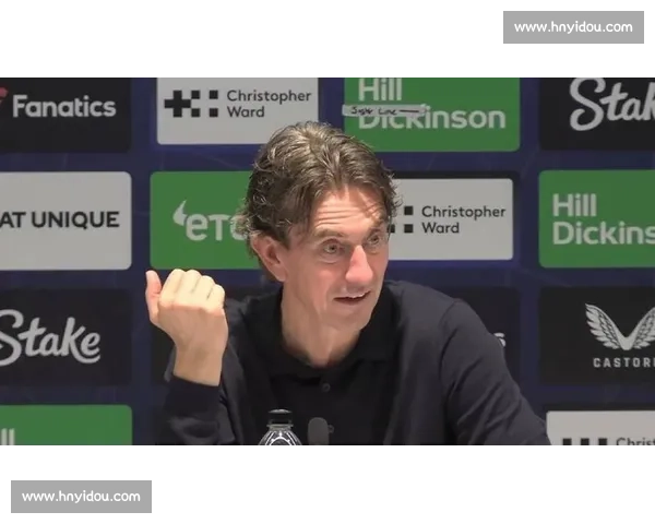 后防双擎立大功!弗兰克盛赞丹索补缺与范德芬领袖力 后防双擎立大功!弗兰克盛赞丹索补缺与范德芬领袖力