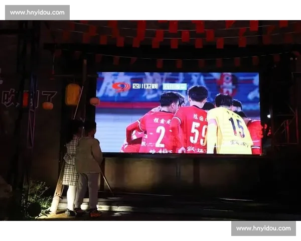 暖阳照看台！泰山 31 海港，三万球迷享足球盛宴