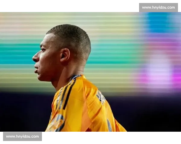 姆巴佩德比首开纪录,皇马 2-1 擒巴萨摘 MVP 姆巴佩德比首开纪录,皇马 2-1 擒巴萨摘 MVP